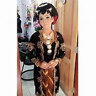 Kebaya Solo Putri